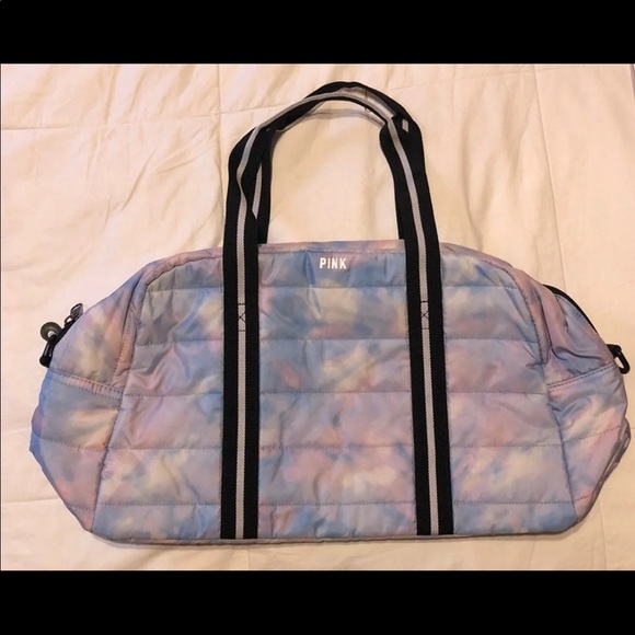 *NWT* VS PINK Quilted Duffle - Picture 3 of 7